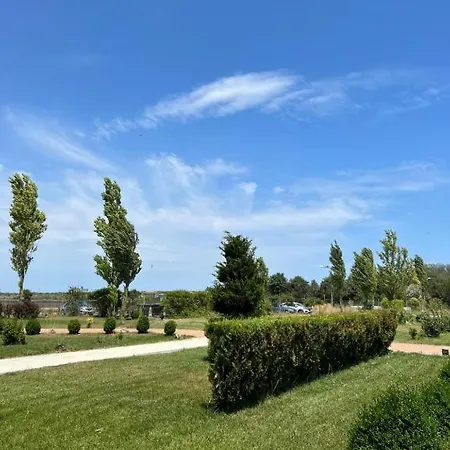 Endless Sea View Panorama - Piscina, Parcare, Sezlonguri Gratuite 4*