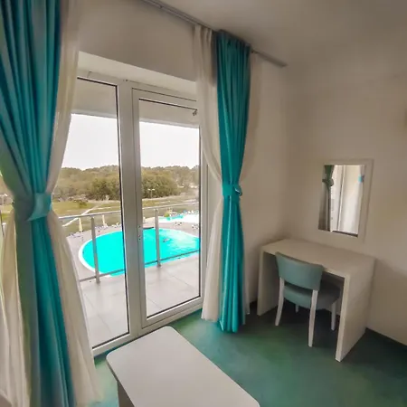 Endless Sea View Panorama - Piscina, Parcare, Sezlonguri Gratuite Lejlighedshotel