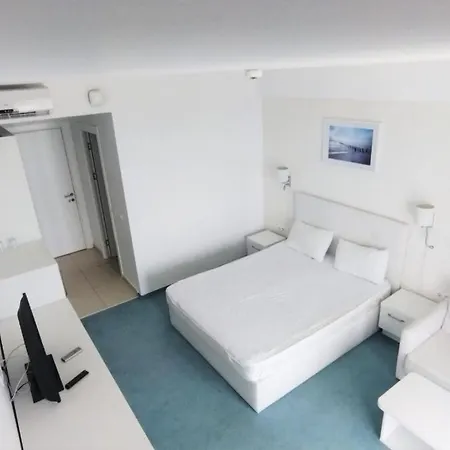 Endless Sea View Panorama - Piscina, Parcare, Sezlonguri Gratuite Aparthotel