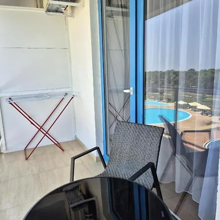 Endless Sea View Panorama - Piscina, Parcare, Sezlonguri Gratuite Douazeci si Trei August