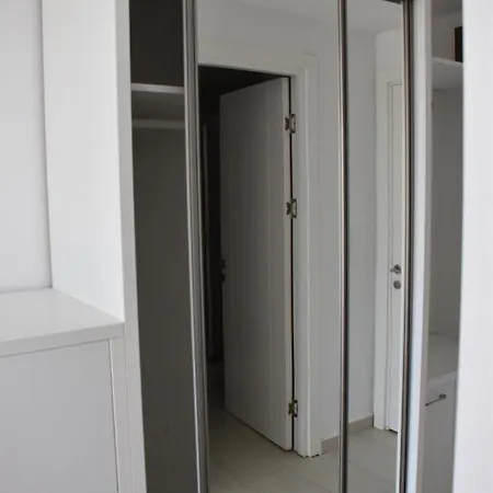 Endless Sea View Panorama - Piscina, Parcare, Sezlonguri Gratuite * Douazeci si Trei August