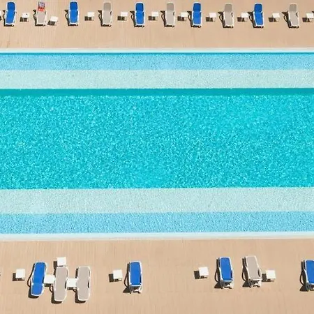 Endless Sea View Panorama - Piscina, Parcare, Sezlonguri Gratuite
