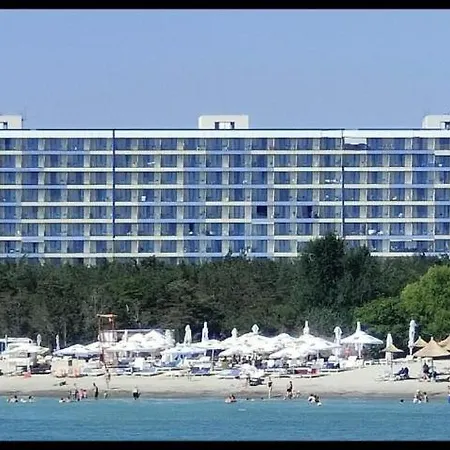 Endless Sea View Panorama - Piscina, Parcare, Sezlonguri Gratuite Douăzeci şi Trei August