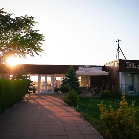 Endless Sea View Panorama - Piscina, Parcare, Sezlonguri Gratuite 4* Douăzeci şi Trei August