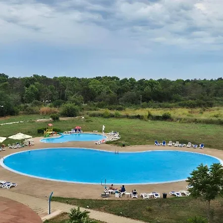 Endless Sea View Panorama - Piscina, Parcare, Sezlonguri Gratuite Lejlighedshotel