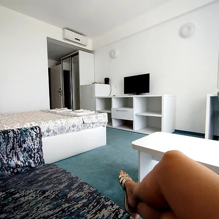 Endless Sea View Panorama - Piscina, Parcare, Sezlonguri Gratuite Douăzeci şi Trei August
